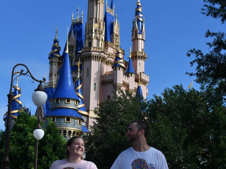 Guest Photo from Jason and Kathleen Podraza: Guests in front of Cinderella Castle at the Magic Kingdom